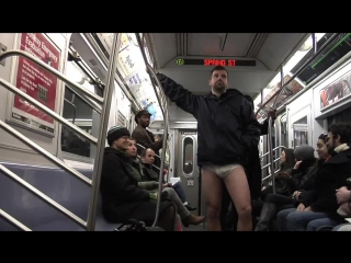 naked hour in the subway